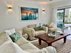 Tropical resort vibes - Northern beaches Cairns
